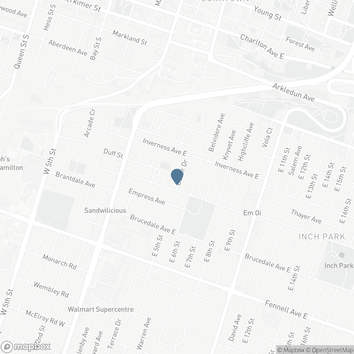 32 BELAIR Drive, Hamilton, Ontario L9A 2Z4